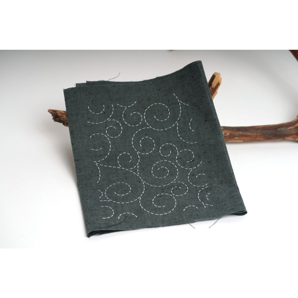 Sashiko lappesett, printet stoff, 20 x 100 cm - T4 Grå