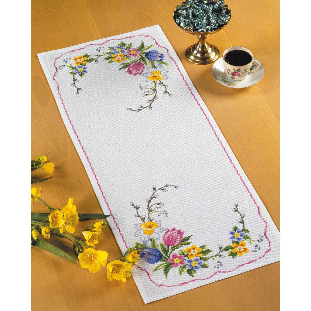 Korsstingsbroderi Løper - Vårblomster 34x88cm