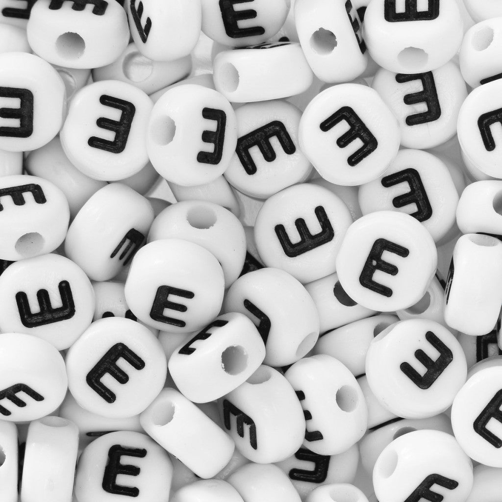 Bokstavperler 50stk. E