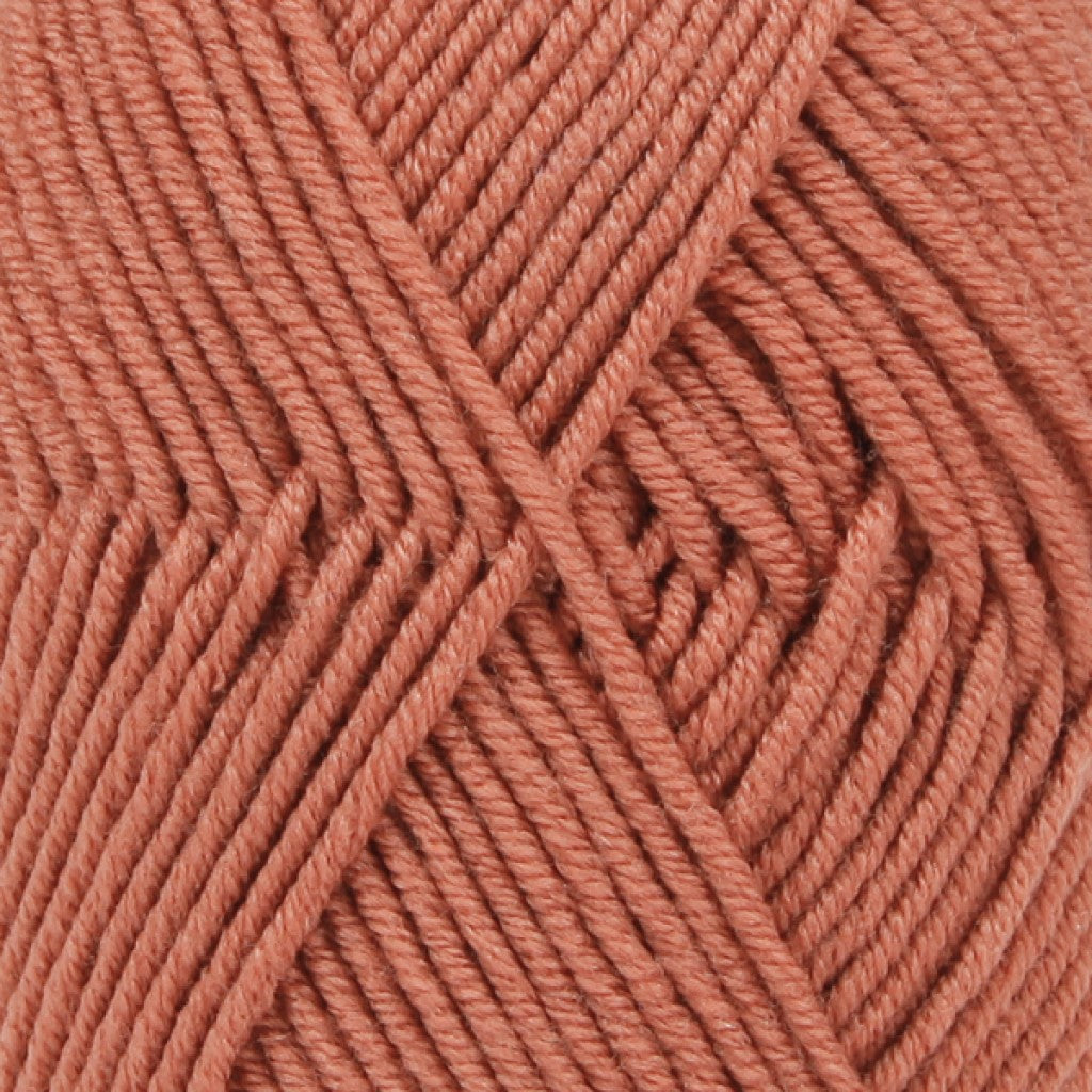 Merino Extra Fine Uni - 42 Cedar