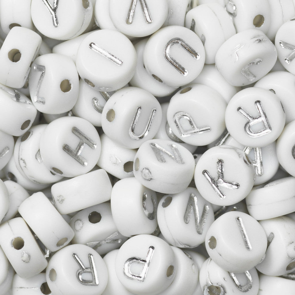Bokstavperler Hvit/Sølv