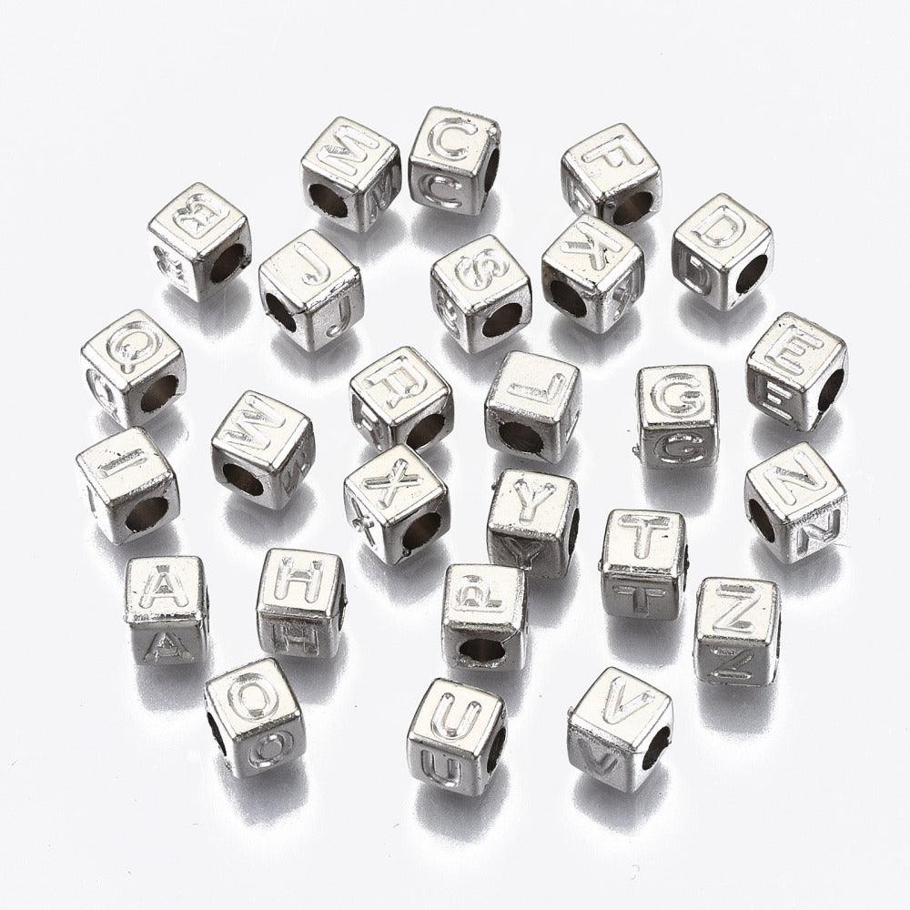 Alfabetperler Kube 6x6mm - Sølv - HobbyHimmelen