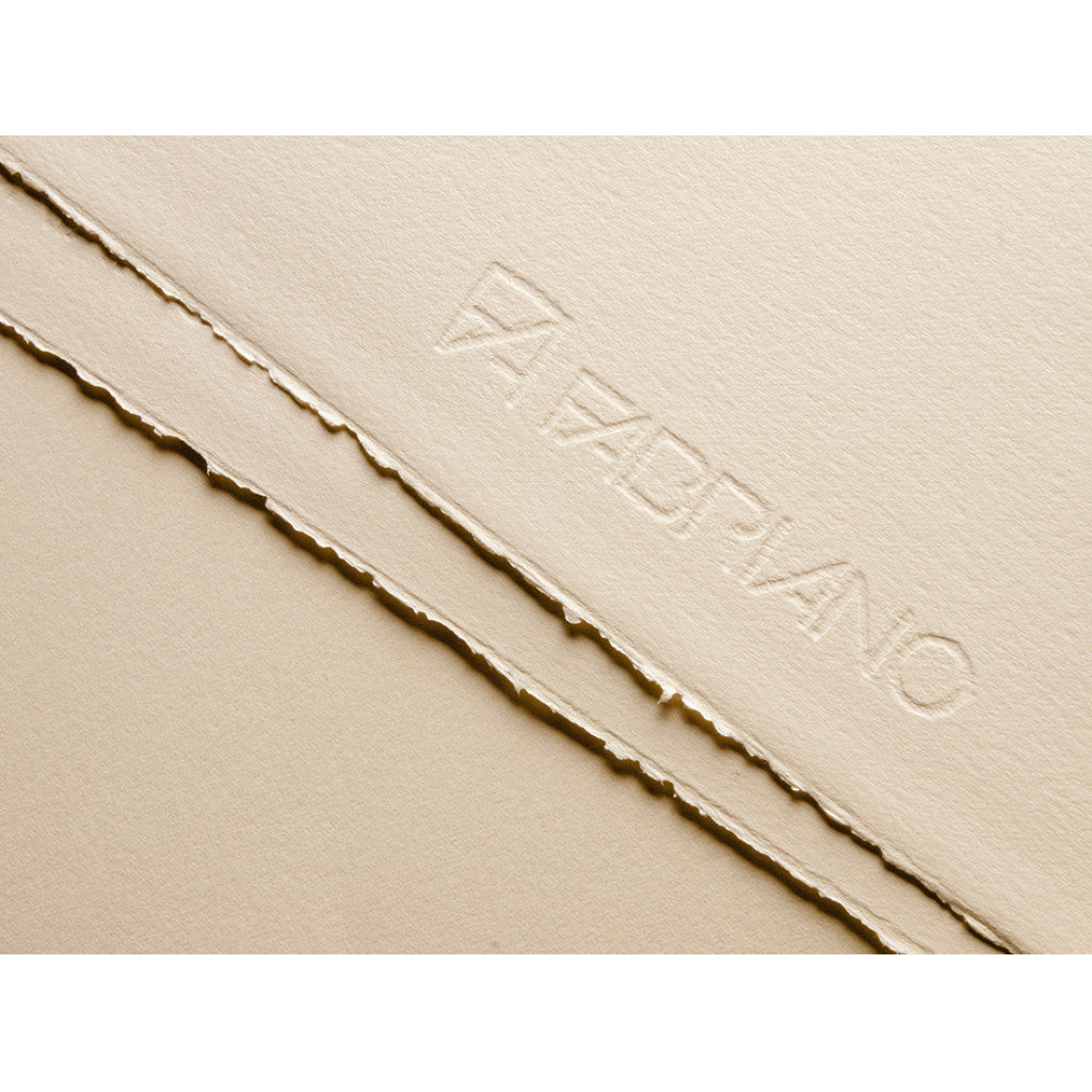 Fabriano Rosaspina 1036 elfenben 285g. 70x100cm