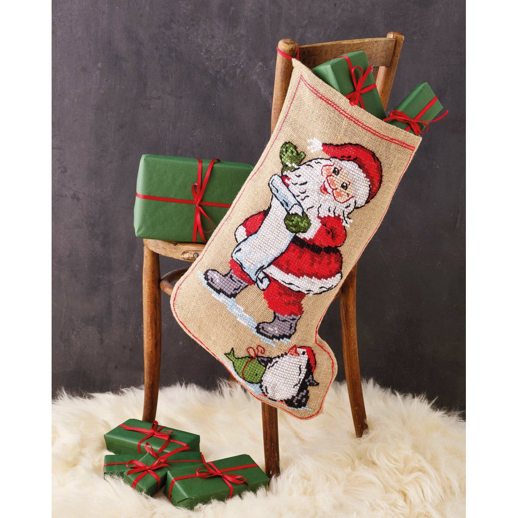 Korsstingsbroderi Julestrømpe, 37x60cm - Julenisse & Pingvin