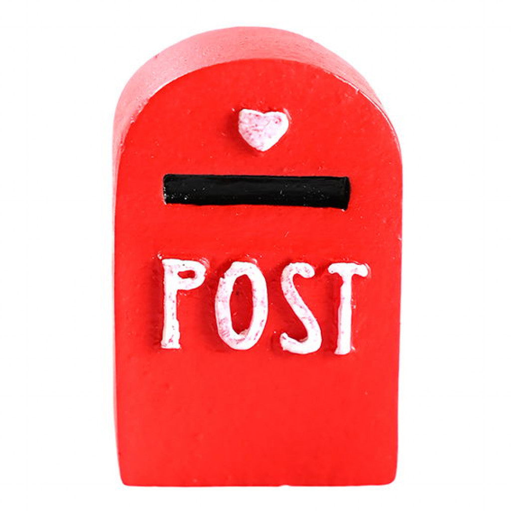 Miniatyr 4x2,5cm, Poly - Rød Postkasse med Hjerte