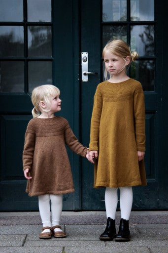 Mønster PetiteKnit - Ankers Kjole