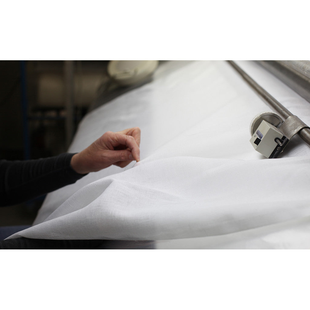 Skjortelin (Krivi Vev) 16 tr/cm metervare - Hvit