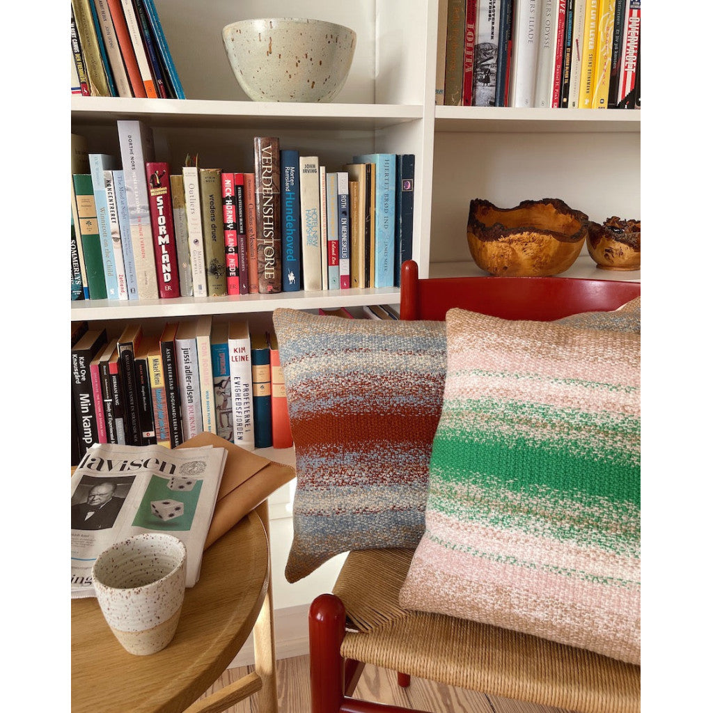 Mønster PetiteKnit - Technicolor Pillow