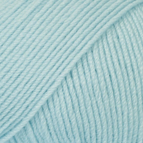 Baby Merino Uni - 24 Lys Himmelblå - HobbyHimmelen