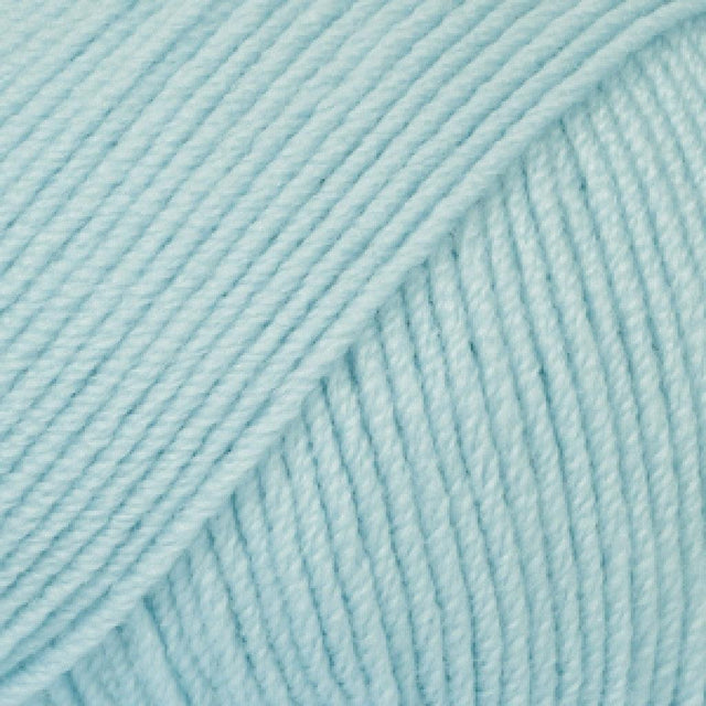 Baby Merino Uni - 24 Lys Himmelblå - HobbyHimmelen