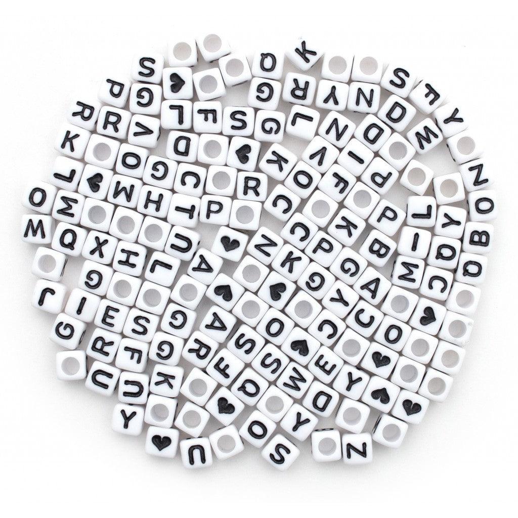 Alphabet Beads Cube 6mm,160stk - White With Black Letters - HobbyHimmelen
