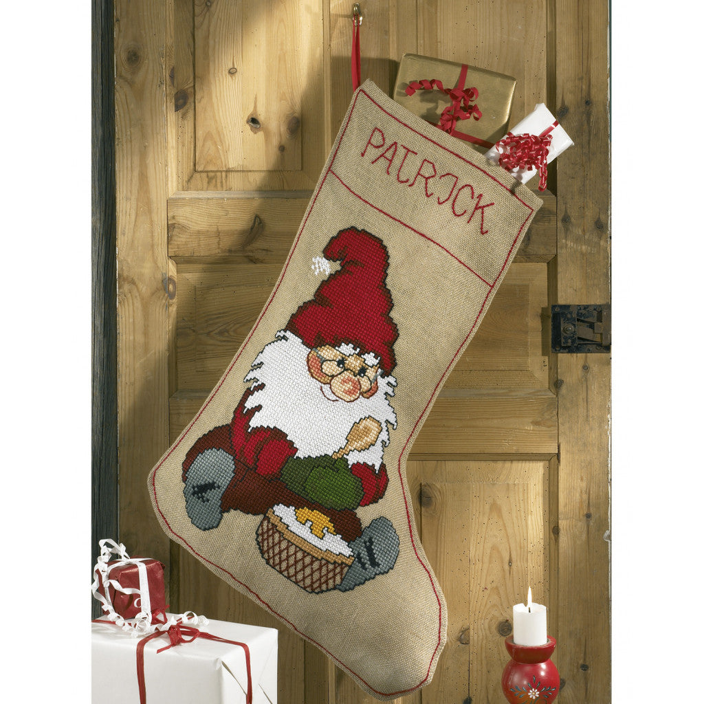 Korsstingsbroderi -  Julestrømpe Nisse med Grøt, 57x80cm