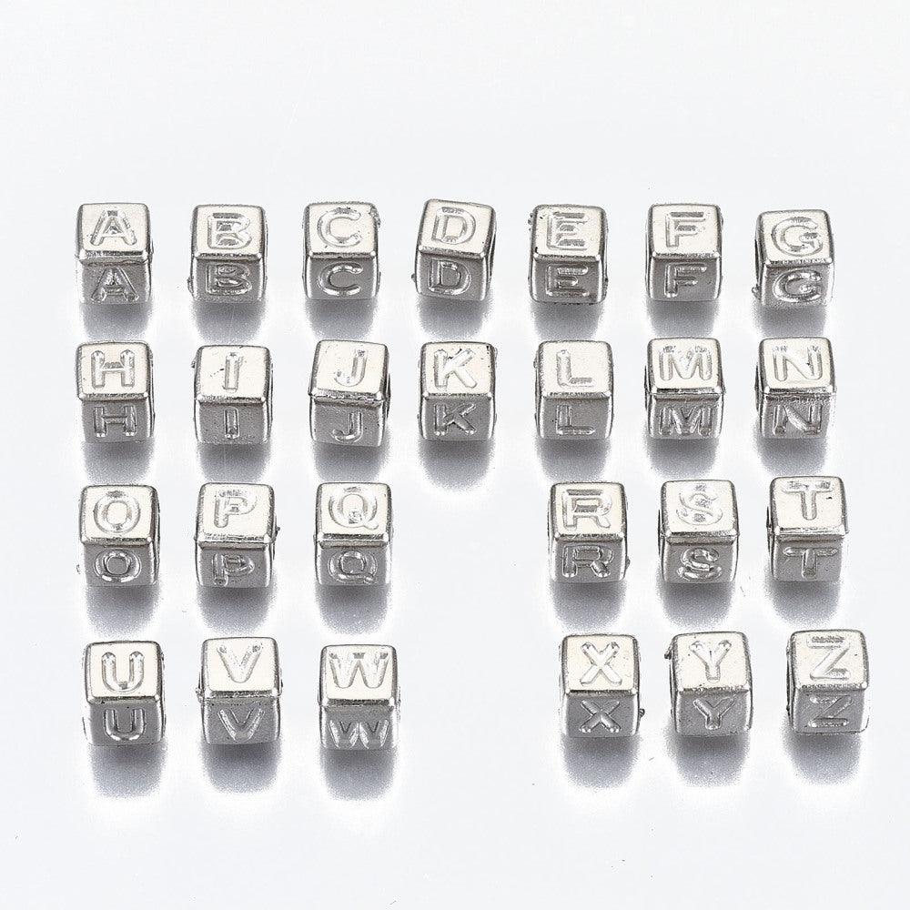 Alfabetperler Kube 6x6mm - Sølv - HobbyHimmelen
